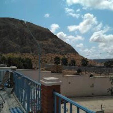 Recovery Mountain Homestay อาลิกันเต ภายนอก รูปภาพ